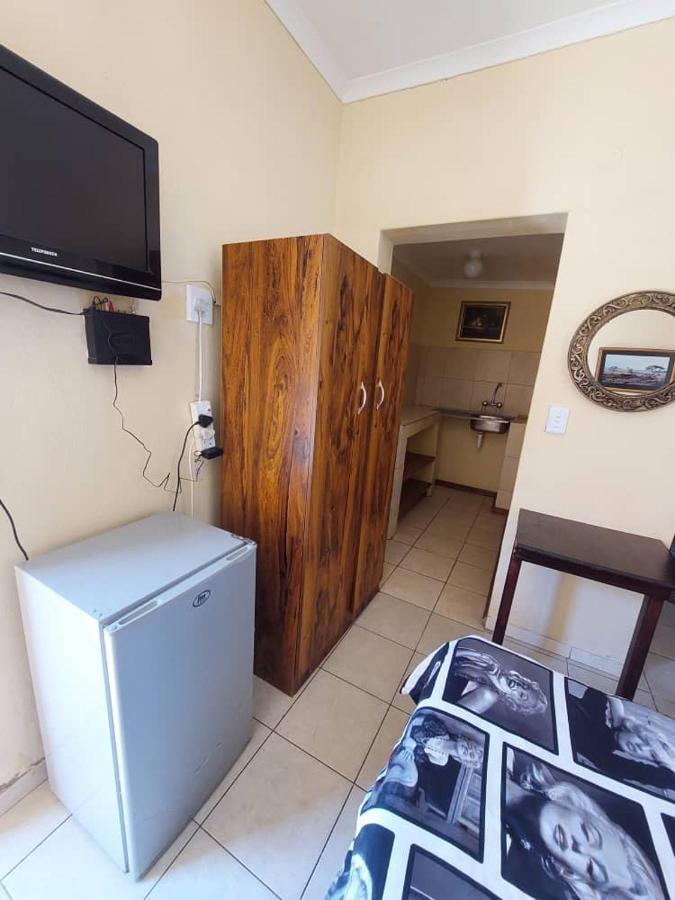 Skippers Backpackers Cc Albergue Walvis Bay Exterior foto