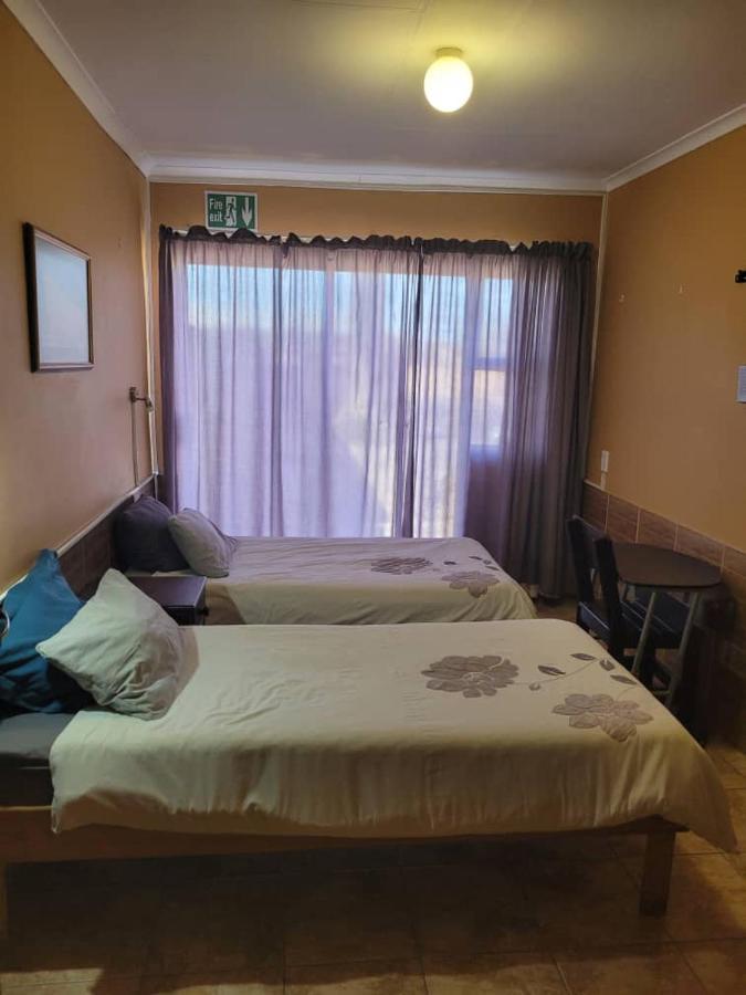 Skippers Backpackers Cc Walvis Bay Exterior foto